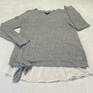SIMPLY VERA BY VERA WANG WOMENS PULLOVER TOP SIZE XS. GRAY, WHITE